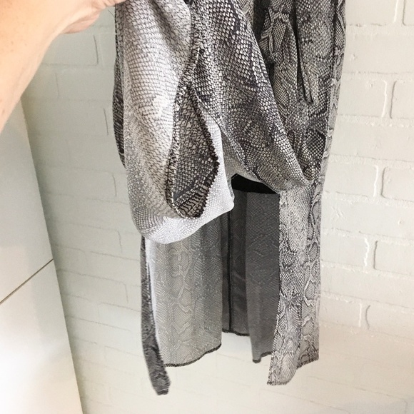 Anthropologie x Maeve Midi skirt Mobwife Flowy snakeskin print Pockets 0 - Picture 4 of 14